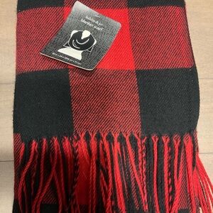 Hildie & Jo Womens Scarf 82 Inches X 28 Inches Black And Red NWT